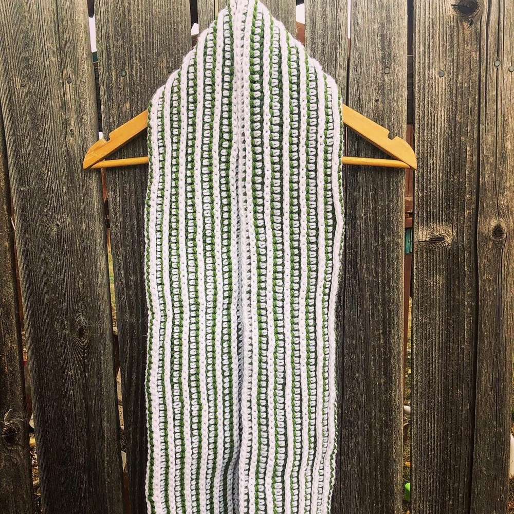 Handmade Scarf - White and Green